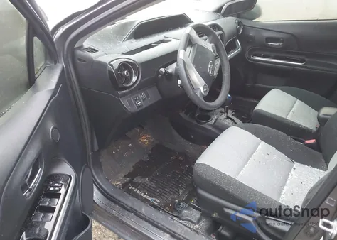 2015 Toyota Prius C Two from USA, damaged, VIN JTDKDTB38F1582972